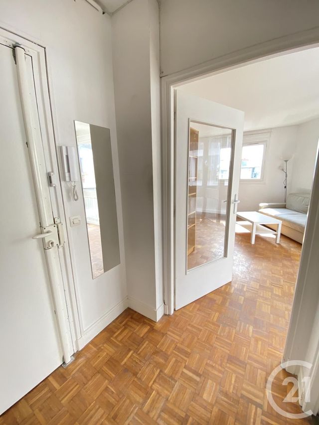 Afficher la photo en grand Appartement F1 à louer - 1 pièce - 34.61 m2 - PARIS - 75013 - ILE-DE-FRANCE - Century 21 Lutèce Immobilier
