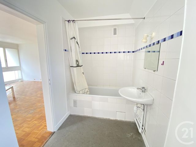 Afficher la photo en grand Appartement F1 à louer - 1 pièce - 34.61 m2 - PARIS - 75013 - ILE-DE-FRANCE - Century 21 Lutèce Immobilier