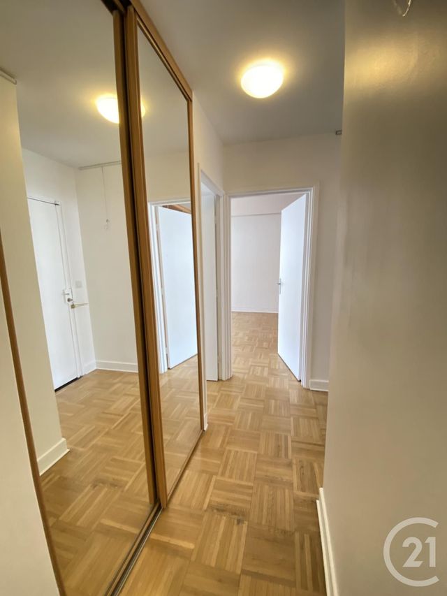 Appartement F3 à louer - 3 pièces - 66.18 m2 - PARIS - 75013 - ILE-DE-FRANCE - Century 21 Lutèce Immobilier Appartement F3 à louer - 3 pièces - 66.18 m2 - PARIS - 75013 - ILE-DE-FRANCE - Century 21 Lutèce Immobilier