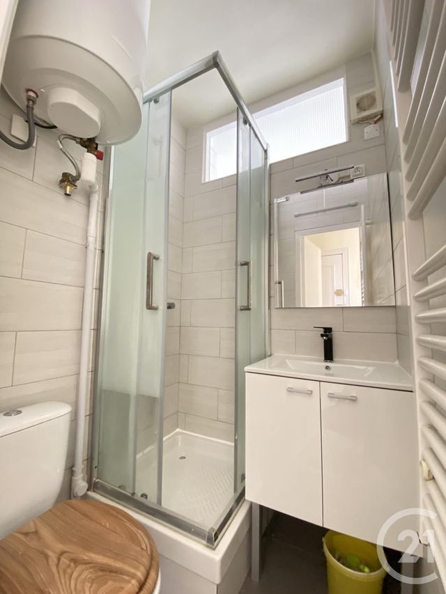 Appartement F2 à louer - 2 pièces - 27.33 m2 - IVRY SUR SEINE - 94 - ILE-DE-FRANCE - Century 21 Lutèce Immobilier Appartement F2 à louer - 2 pièces - 27.33 m2 - IVRY SUR SEINE - 94 - ILE-DE-FRANCE - Century 21 Lutèce Immobilier