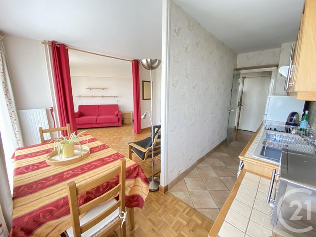 Appartement F2 à louer - 2 pièces - 35.0 m2 - PARIS - 75014 - ILE-DE-FRANCE - Century 21 Lutèce Immobilier Appartement F2 à louer - 2 pièces - 35.0 m2 - PARIS - 75014 - ILE-DE-FRANCE - Century 21 Lutèce Immobilier