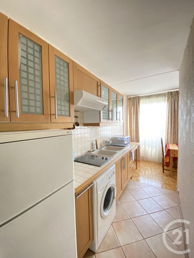 Appartement F2 à louer - 2 pièces - 35.0 m2 - PARIS - 75014 - ILE-DE-FRANCE - Century 21 Lutèce Immobilier Appartement F2 à louer - 2 pièces - 35.0 m2 - PARIS - 75014 - ILE-DE-FRANCE - Century 21 Lutèce Immobilier