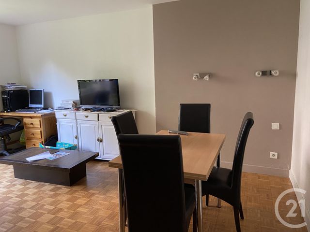 Afficher la photo en grand Appartement T3 à louer - 3 pièces - 63.25 m2 - PARIS - 75014 - ILE-DE-FRANCE - Century 21 Lutèce Immobilier