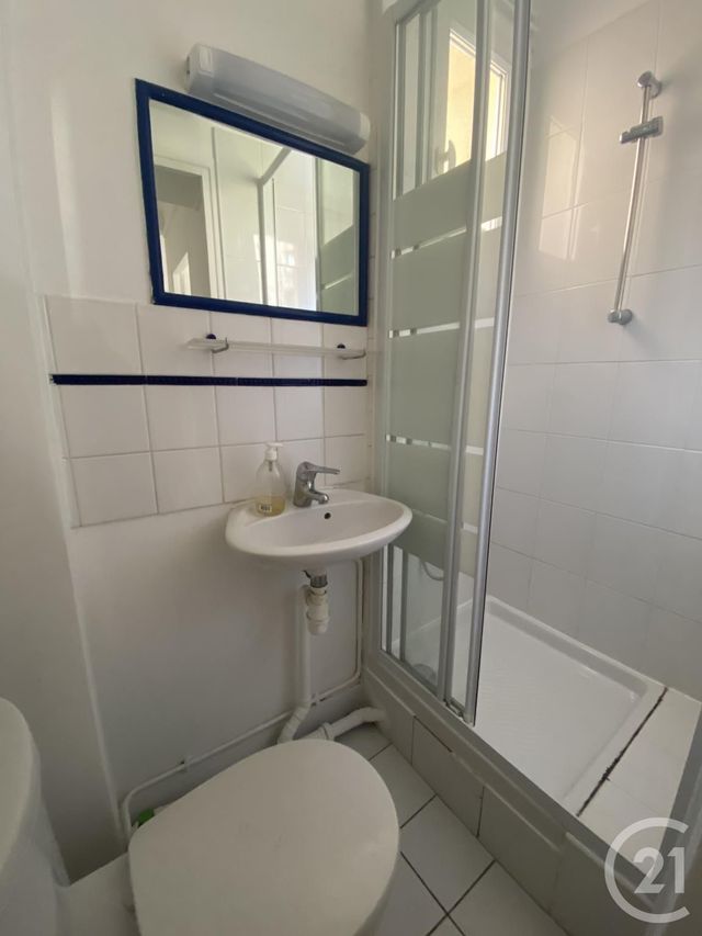 Afficher la photo en grand Appartement F1 à louer - 1 pièce - 24.0 m2 - PARIS - 75013 - ILE-DE-FRANCE - Century 21 Lutèce Immobilier