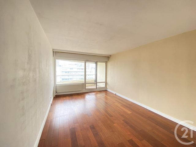 Afficher la photo en grand Appartement F2 à louer - 2 pièces - 54.0 m2 - PARIS - 75013 - ILE-DE-FRANCE - Century 21 Lutèce Immobilier