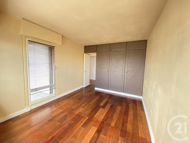 Afficher la photo en grand Appartement F2 à louer - 2 pièces - 54.0 m2 - PARIS - 75013 - ILE-DE-FRANCE - Century 21 Lutèce Immobilier