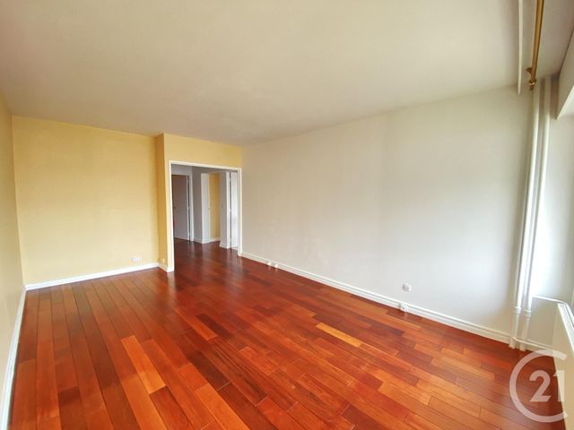Afficher la photo en grand Appartement F2 à louer - 2 pièces - 54.0 m2 - PARIS - 75013 - ILE-DE-FRANCE - Century 21 Lutèce Immobilier