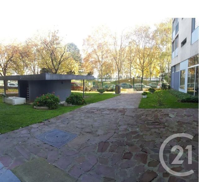 Afficher la photo en grand Appartement F1 à louer - 1 pièce - 31.13 m2 - VITRY SUR SEINE - 94 - ILE-DE-FRANCE - Century 21 Lutèce Immobilier