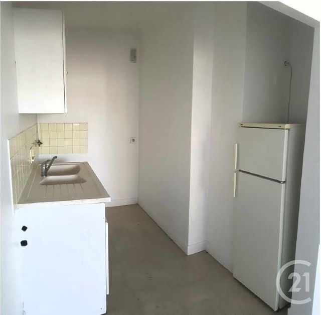 Afficher la photo en grand Appartement F1 à louer - 1 pièce - 31.13 m2 - VITRY SUR SEINE - 94 - ILE-DE-FRANCE - Century 21 Lutèce Immobilier