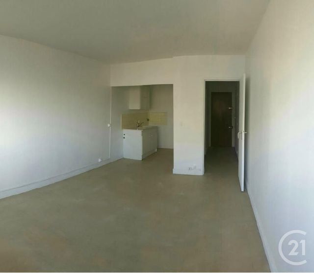 Afficher la photo en grand Appartement F1 à louer - 1 pièce - 31.13 m2 - VITRY SUR SEINE - 94 - ILE-DE-FRANCE - Century 21 Lutèce Immobilier