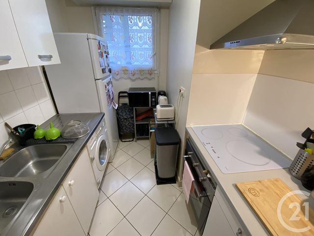 Afficher la photo en grand Appartement F2 à louer - 2 pièces - 41.0 m2 - MONTROUGE - 92 - ILE-DE-FRANCE - Century 21 Lutèce Immobilier