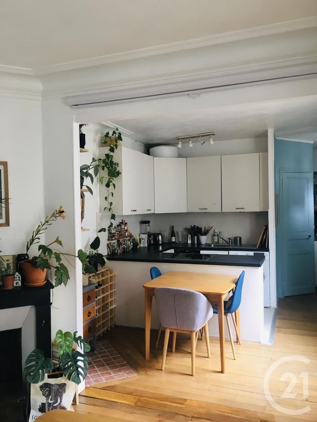 Afficher la photo en grand Appartement F2 à louer - 2 pièces - 34.0 m2 - PARIS - 75011 - ILE-DE-FRANCE - Century 21 Lutèce Immobilier