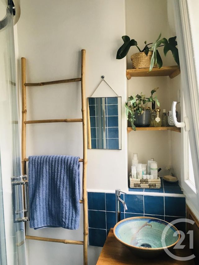 Afficher la photo en grand Appartement F2 à louer - 2 pièces - 34.0 m2 - PARIS - 75011 - ILE-DE-FRANCE - Century 21 Lutèce Immobilier