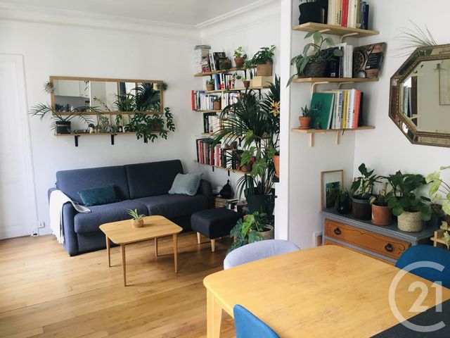 Afficher la photo en grand Appartement F2 à louer - 2 pièces - 34.0 m2 - PARIS - 75011 - ILE-DE-FRANCE - Century 21 Lutèce Immobilier