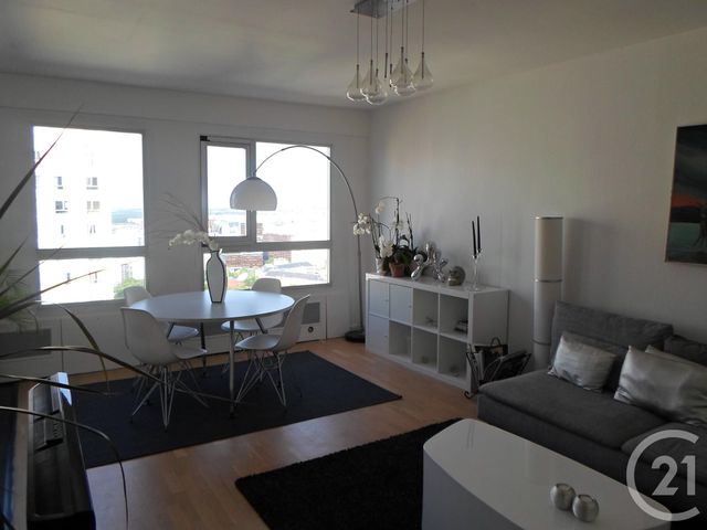 Afficher la photo en grand Appartement F4 à louer - 4 pièces - 72.5 m2 - PARIS - 75013 - ILE-DE-FRANCE - Century 21 Lutèce Immobilier