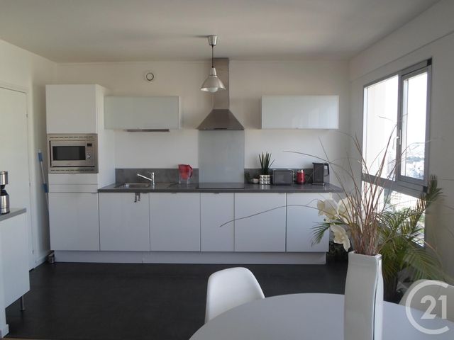 Afficher la photo en grand Appartement F4 à louer - 4 pièces - 72.5 m2 - PARIS - 75013 - ILE-DE-FRANCE - Century 21 Lutèce Immobilier