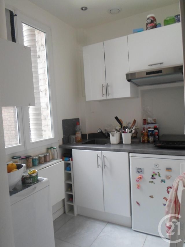 Afficher la photo en grand Studio à louer - 1 pièce - 17.94 m2 - MONTROUGE - 92 - ILE-DE-FRANCE - Century 21 Lutèce Immobilier