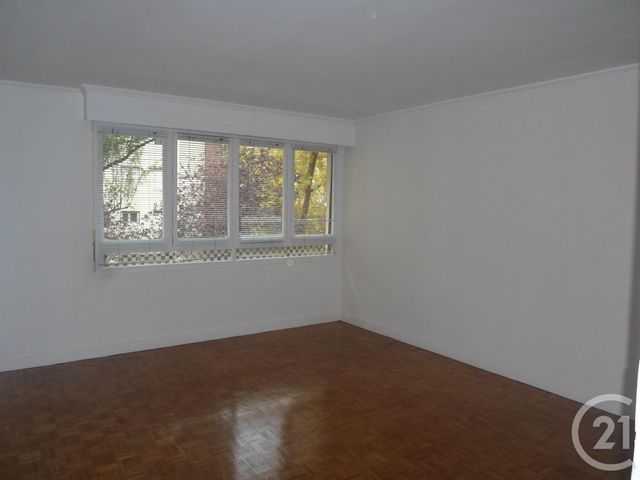 Appartement F3 à louer PARIS