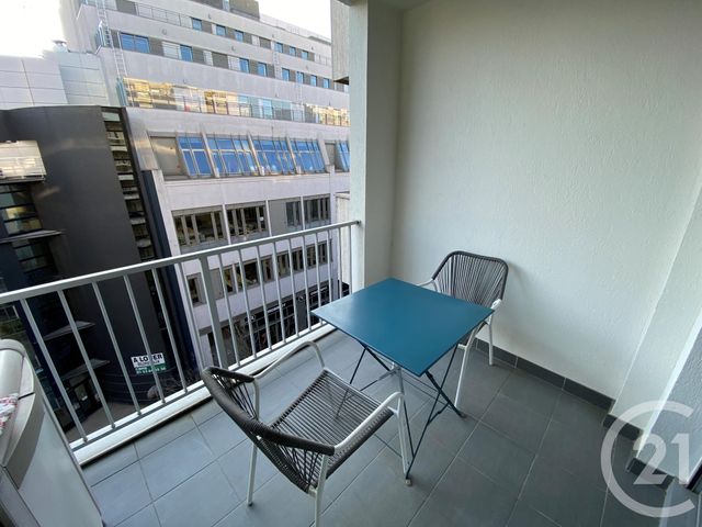 Appartement F1 à louer - 1 pièce - 18.16 m2 - PARIS - 75011 - ILE-DE-FRANCE - Century 21 Lutèce Immobilier