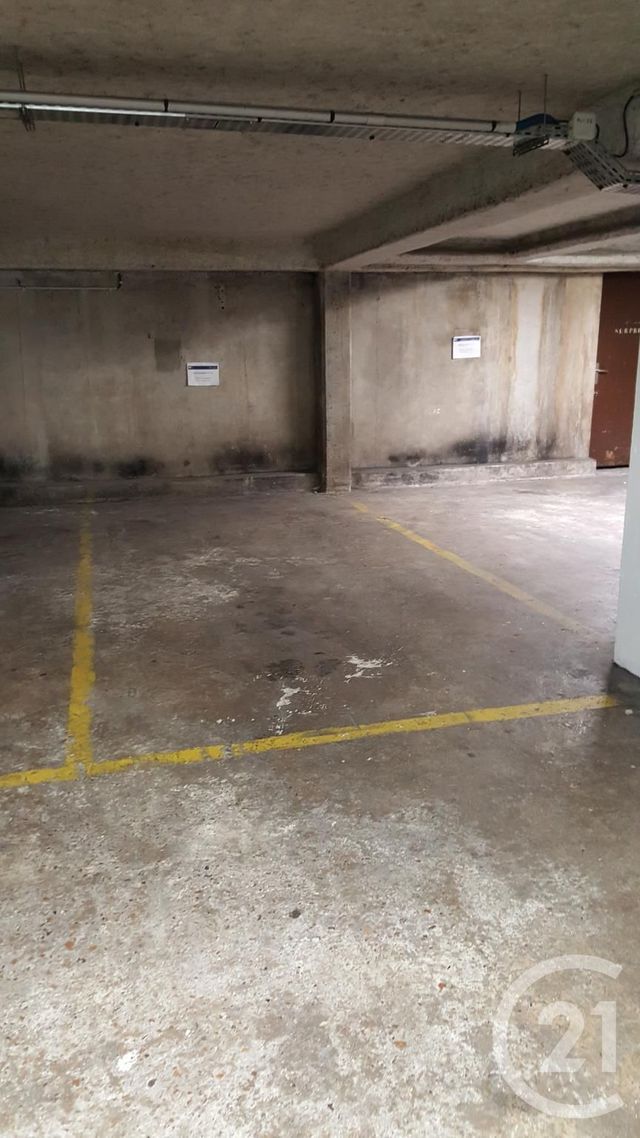 parking à louer - 11.0 m2 - PARIS - 75014 - ILE-DE-FRANCE - Century 21 Lutèce Immobilier