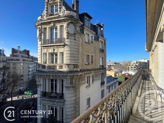  - PARIS - 