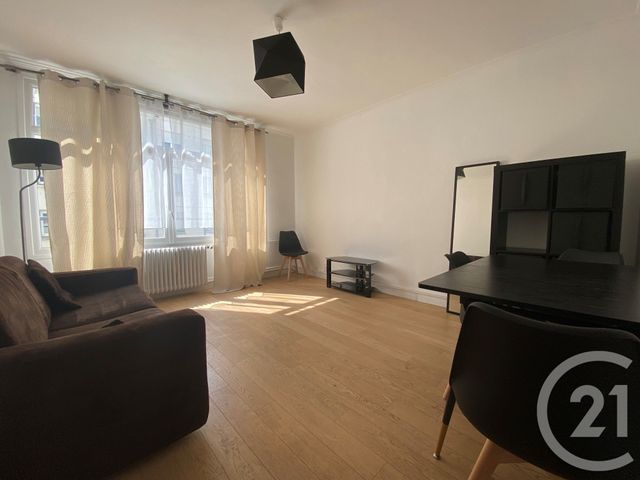 Appartement F2 à louer - 2 pièces - 47.0 m2 - PARIS - 75013 - ILE-DE-FRANCE - Century 21 Lutèce Immobilier