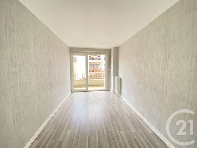 Appartement F3 à louer - 3 pièces - 70.71 m2 - PARIS - 75013 - ILE-DE-FRANCE - Century 21 Lutèce Immobilier