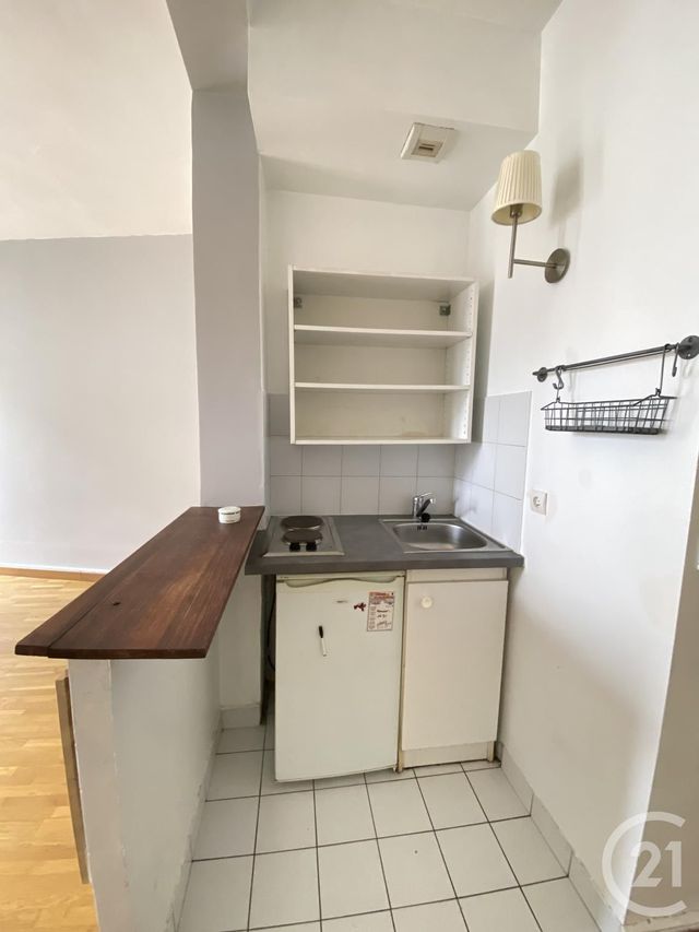 Appartement Studio à louer - 1 pièce - 22.66 m2 - PARIS - 75013 - ILE-DE-FRANCE - Century 21 Lutèce Immobilier