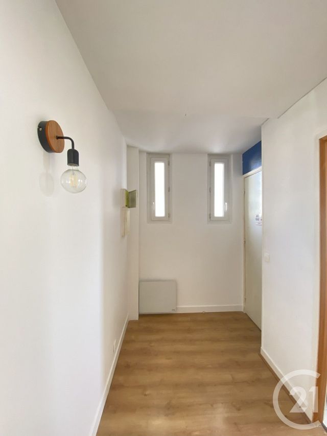 Appartement F2 à louer - 2 pièces - 39.59 m2 - PARIS - 75013 - ILE-DE-FRANCE - Century 21 Lutèce Immobilier