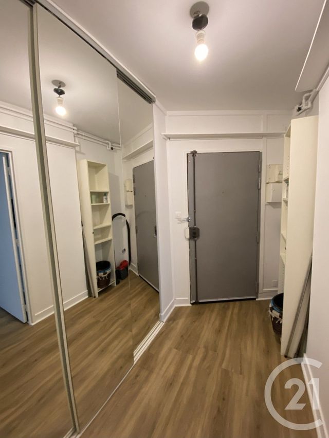 Appartement F1 à louer - 1 pièce - 32.77 m2 - PARIS - 75020 - ILE-DE-FRANCE - Century 21 Lutèce Immobilier