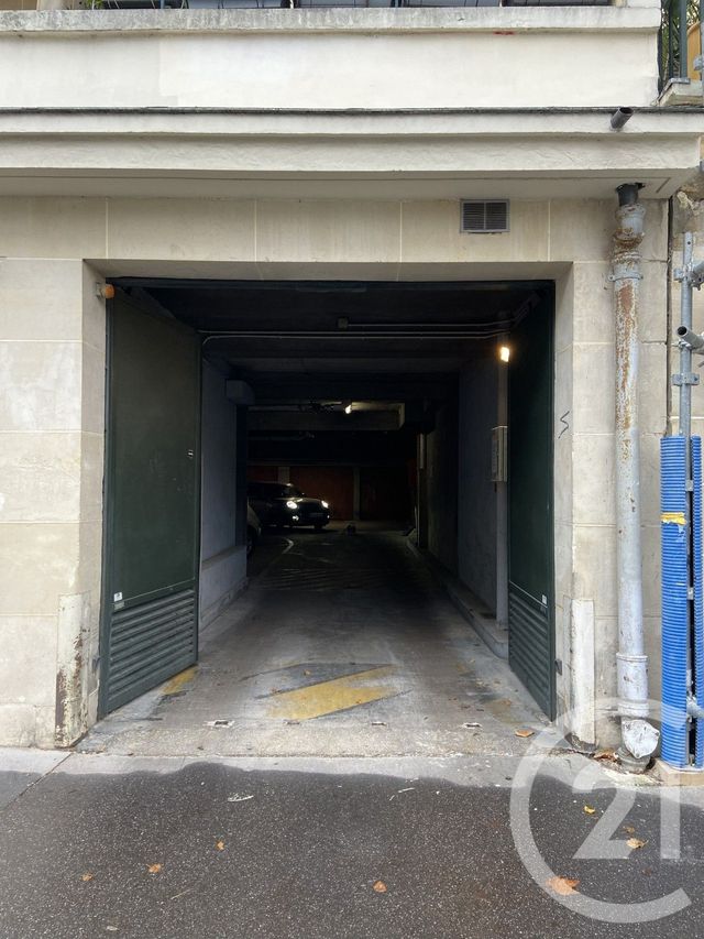 parking à louer - 12.0 m2 - PARIS - 75013 - ILE-DE-FRANCE - Century 21 Lutèce Immobilier