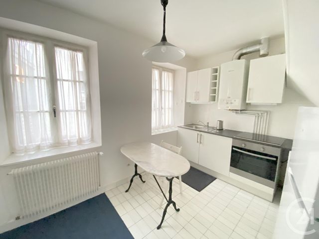 Appartement Duplex à louer - 2 pièces - 31.0 m2 - PARIS - 75013 - ILE-DE-FRANCE - Century 21 Lutèce Immobilier