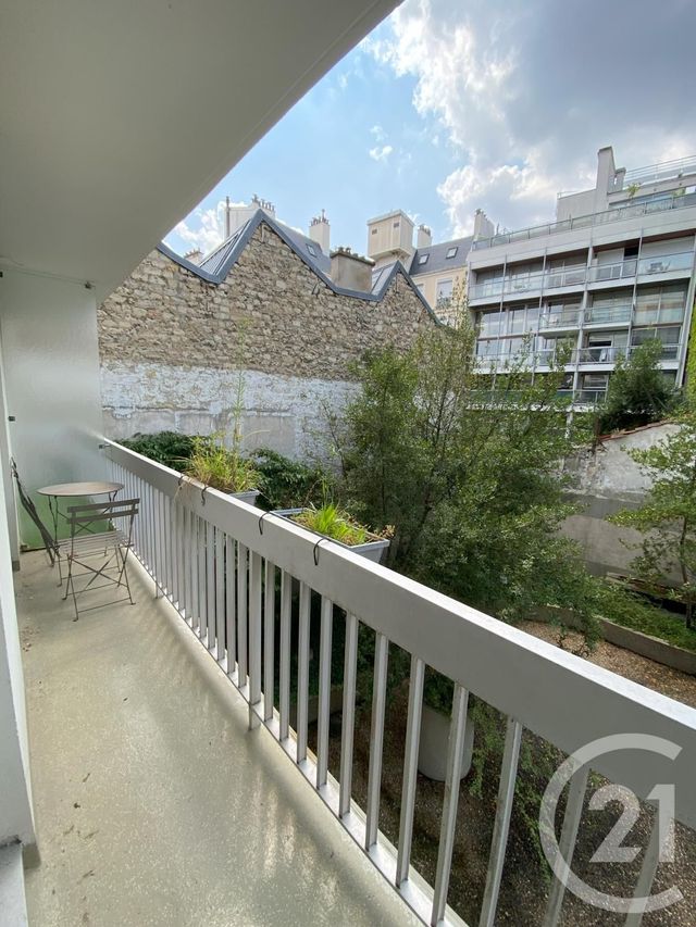 Appartement Studio à louer - 1 pièce - 26.05 m2 - PARIS - 75014 - ILE-DE-FRANCE - Century 21 Lutèce Immobilier