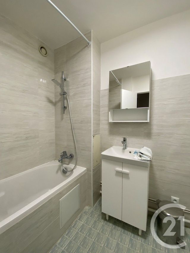 Appartement F1 à louer - 1 pièce - 29.89 m2 - PARIS - 75013 - ILE-DE-FRANCE - Century 21 Lutèce Immobilier