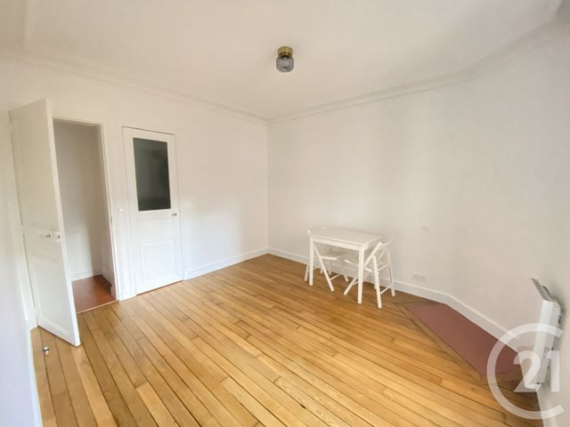 Appartement F2 à louer - 2 pièces - 37.77 m2 - PARIS - 75014 - ILE-DE-FRANCE - Century 21 Lutèce Immobilier