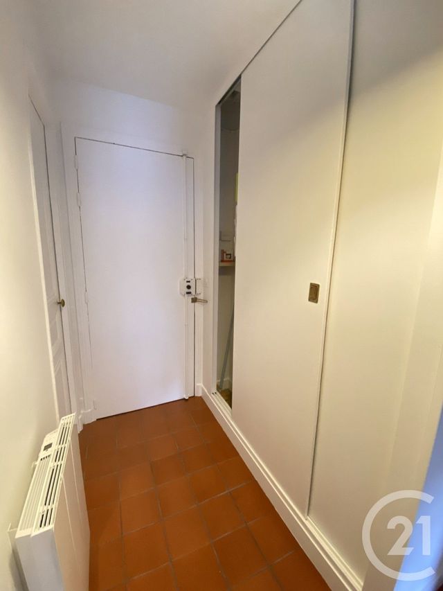 Appartement F2 à louer - 2 pièces - 37.77 m2 - PARIS - 75014 - ILE-DE-FRANCE - Century 21 Lutèce Immobilier