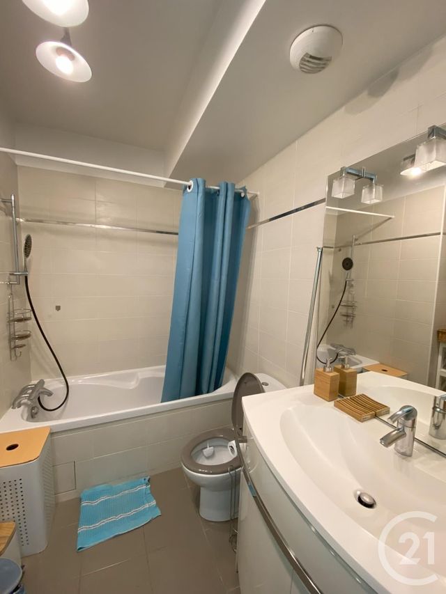 Appartement F2 à louer - 2 pièces - 39.05 m2 - PARIS - 75013 - ILE-DE-FRANCE - Century 21 Lutèce Immobilier