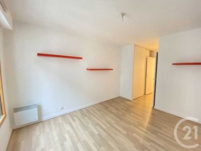 Appartement F4 à louer - 4 pièces - 91.52 m2 - ST OUEN - 93 - ILE-DE-FRANCE - Century 21 Lutèce Immobilier