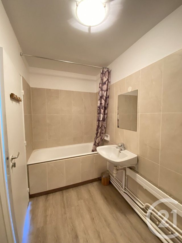 Appartement F2 à louer - 2 pièces - 49.02 m2 - PARIS - 75012 - ILE-DE-FRANCE - Century 21 Lutèce Immobilier