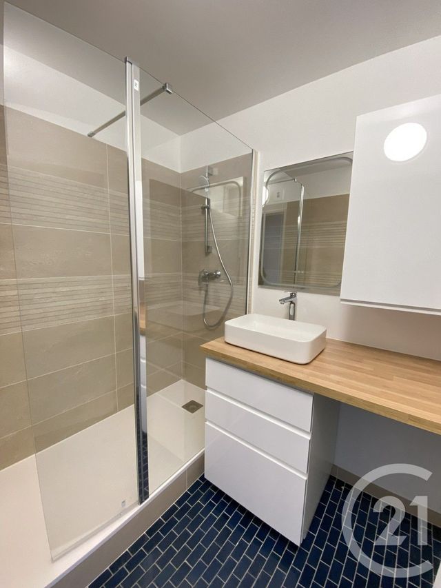 Appartement F3 à louer - 3 pièces - 63.12 m2 - PARIS - 75013 - ILE-DE-FRANCE - Century 21 Lutèce Immobilier