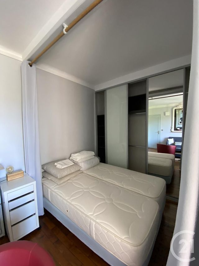 Appartement F1 à louer - 1 pièce - 30.12 m2 - PARIS - 75015 - ILE-DE-FRANCE - Century 21 Lutèce Immobilier