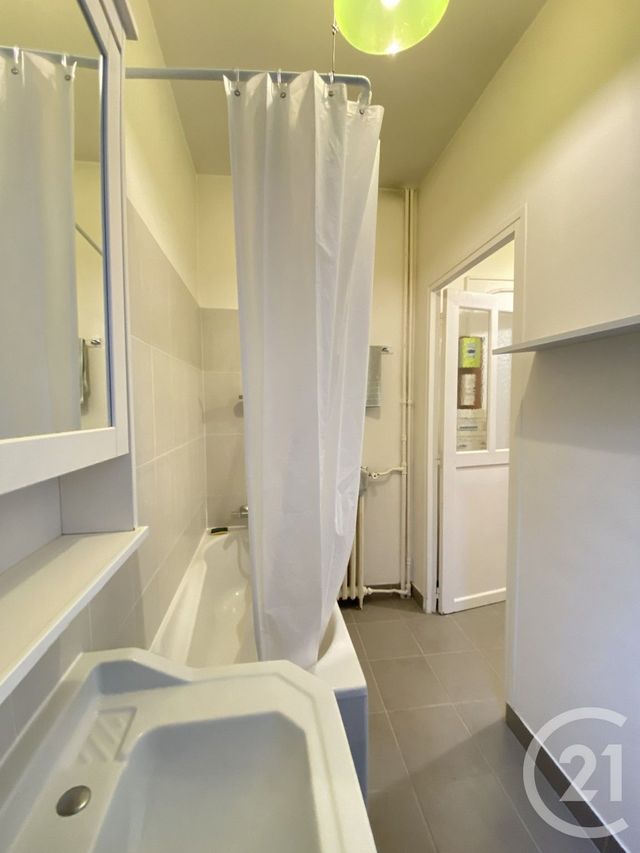 Appartement F1 à louer - 1 pièce - 23.04 m2 - PARIS - 75013 - ILE-DE-FRANCE - Century 21 Lutèce Immobilier