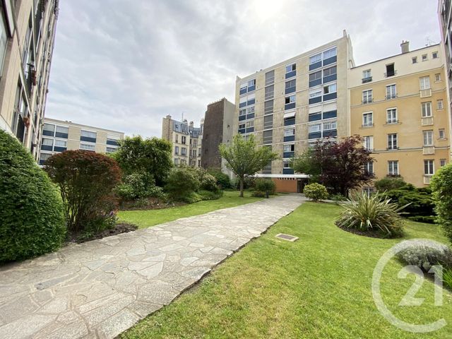 Appartement F2 à louer - 2 pièces - 41.71 m2 - PARIS - 75020 - ILE-DE-FRANCE - Century 21 Lutèce Immobilier