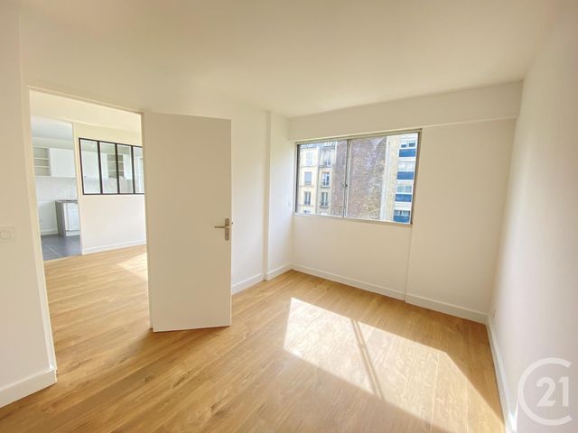 Appartement F2 à louer - 2 pièces - 41.71 m2 - PARIS - 75020 - ILE-DE-FRANCE - Century 21 Lutèce Immobilier