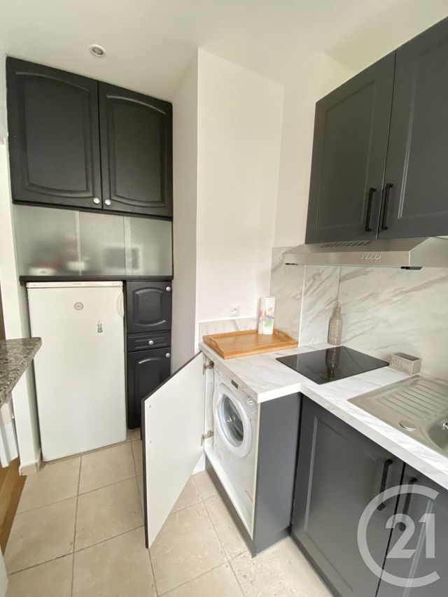 Appartement F2 à louer - 2 pièces - 36.33 m2 - PARIS - 75013 - ILE-DE-FRANCE - Century 21 Lutèce Immobilier