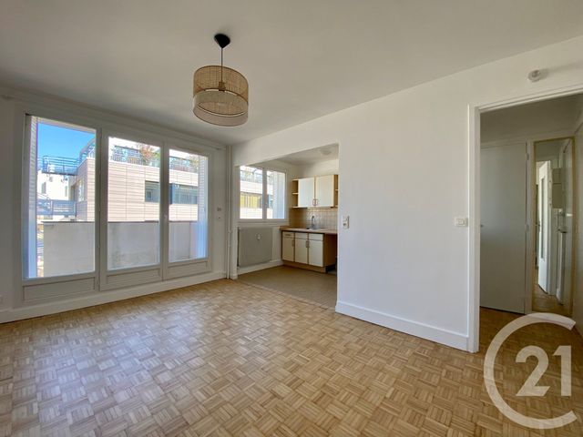 Appartement F3 à louer PARIS