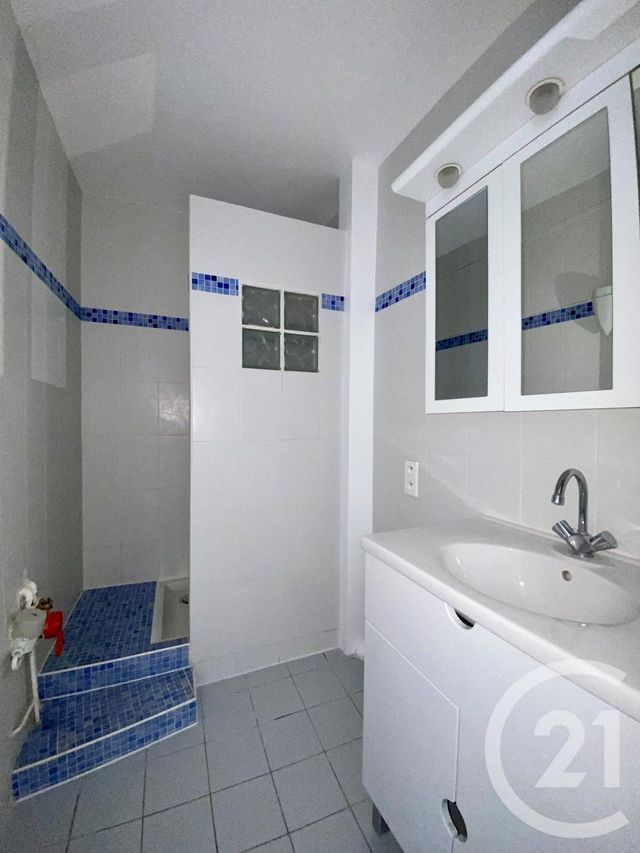 Appartement F3 à louer - 3 pièces - 52.58 m2 - PARIS - 75013 - ILE-DE-FRANCE - Century 21 Lutèce Immobilier