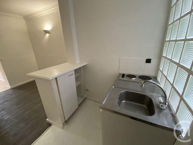 Appartement F1 à louer - 1 pièce - 28.02 m2 - PARIS - 75014 - ILE-DE-FRANCE - Century 21 Lutèce Immobilier