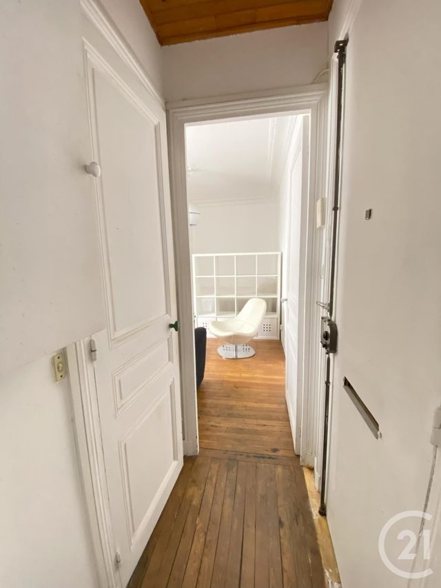 Appartement Studio à louer - 1 pièce - 24.57 m2 - PARIS - 75014 - ILE-DE-FRANCE - Century 21 Lutèce Immobilier