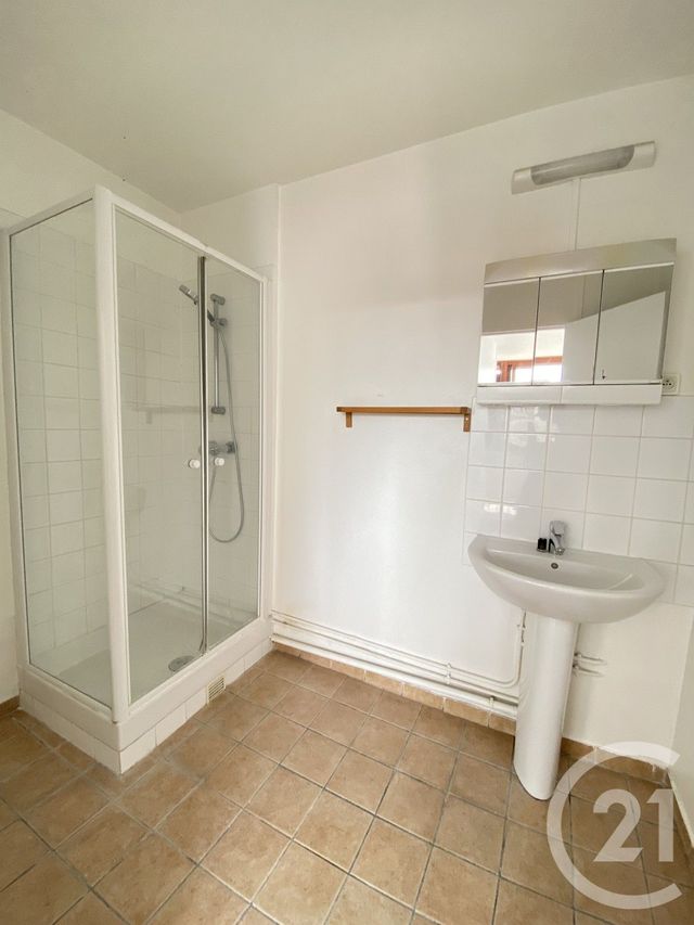 Appartement F2 à louer - 2 pièces - 41.59 m2 - PARIS - 75013 - ILE-DE-FRANCE - Century 21 Lutèce Immobilier